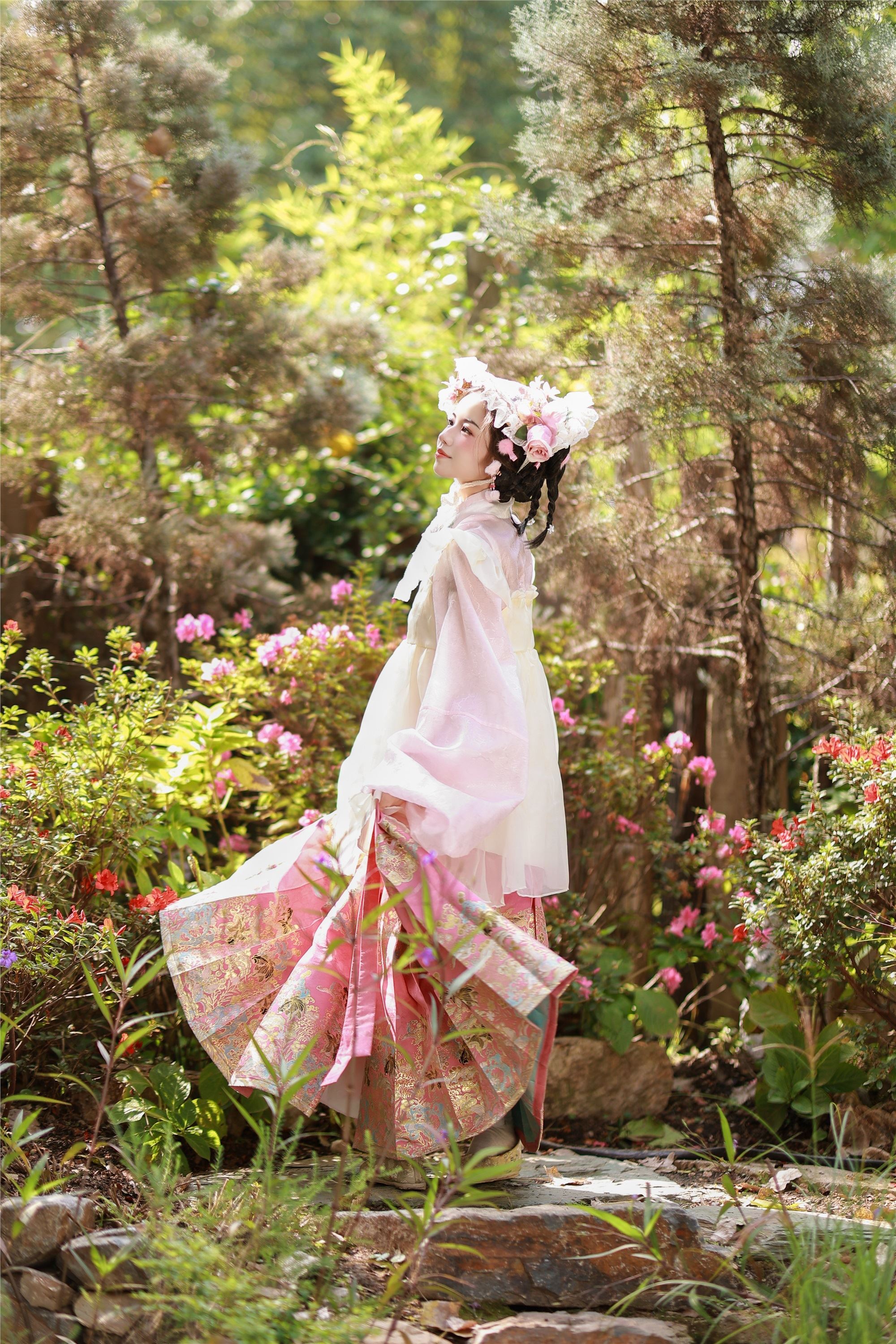 YITUYU艺图语 2025.02.01 草莓甜心 小杜同学